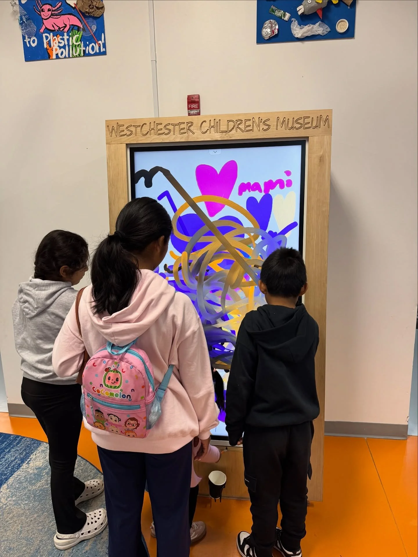 Today, we welcomed the Family Services of Westchester (FSW)  to the Westchester Children&rsquo;s Museum!  This visit is part of our ongoing partnership to provide free access for low-income families&mdash;no cost to them&mdash;to enjoy a day of learn