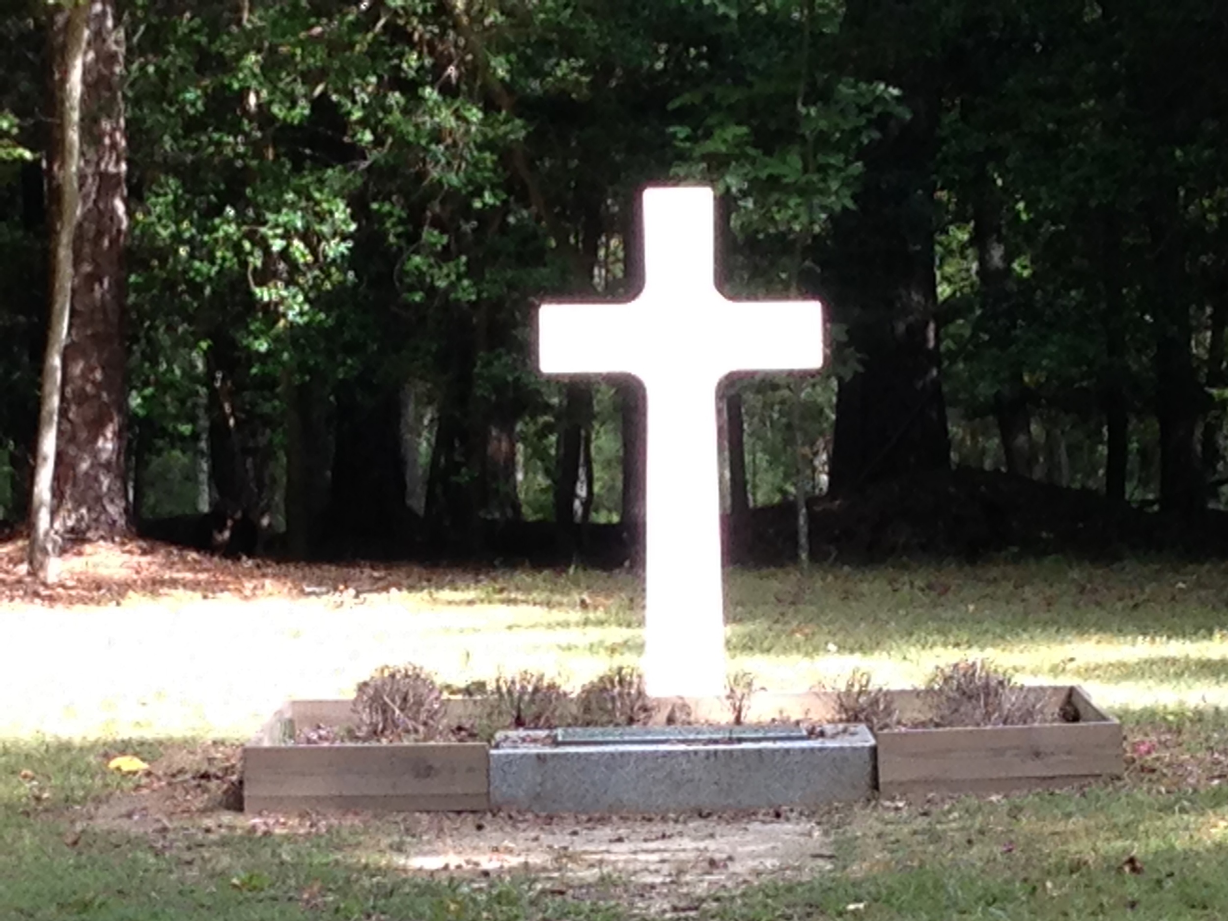  Gravesite of approximately 50 unknown French soldiers. &nbsp;Their sacrifice helped achieve American independence. 