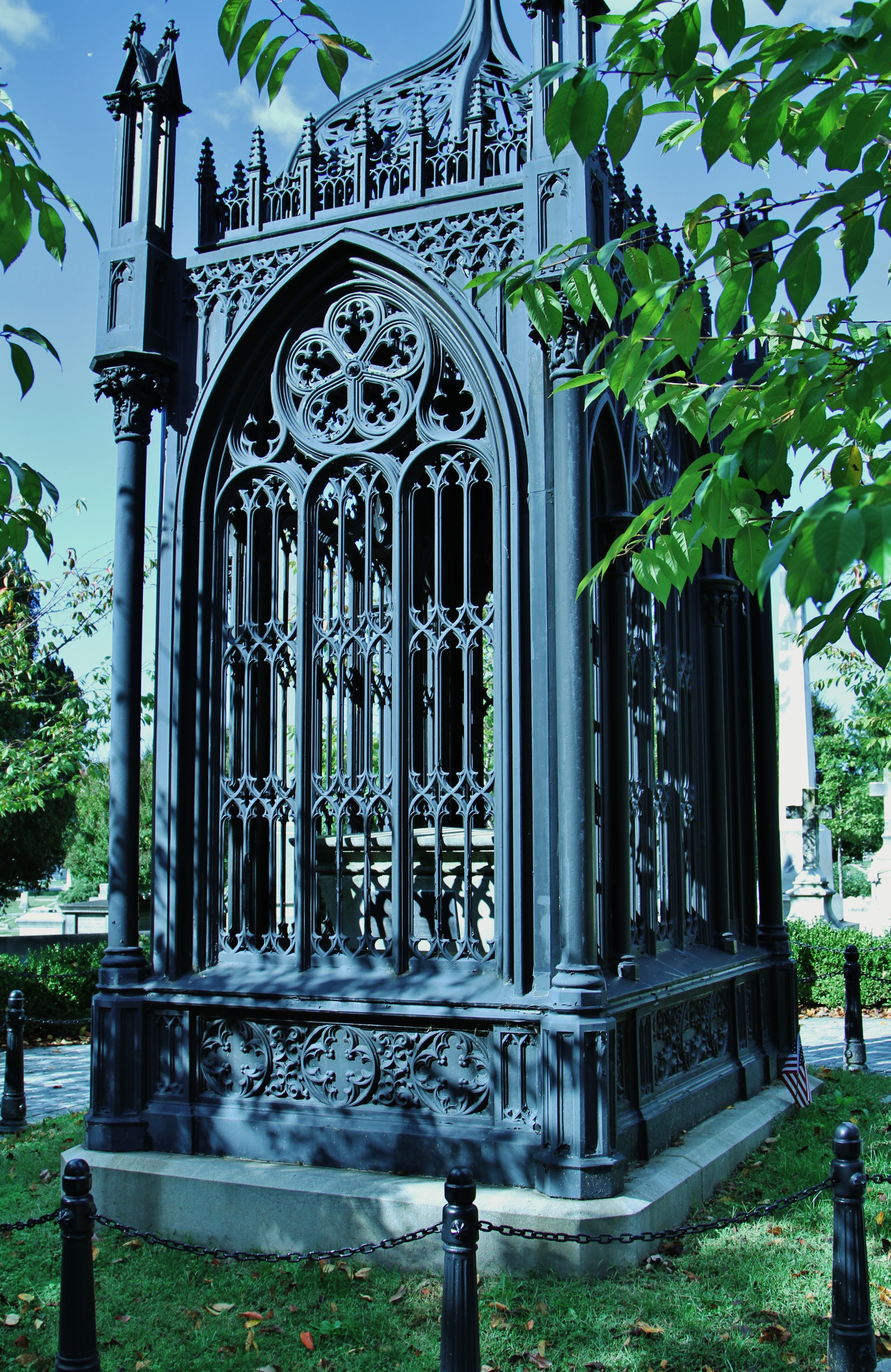  The grave of James Monroe, our fifth president. 