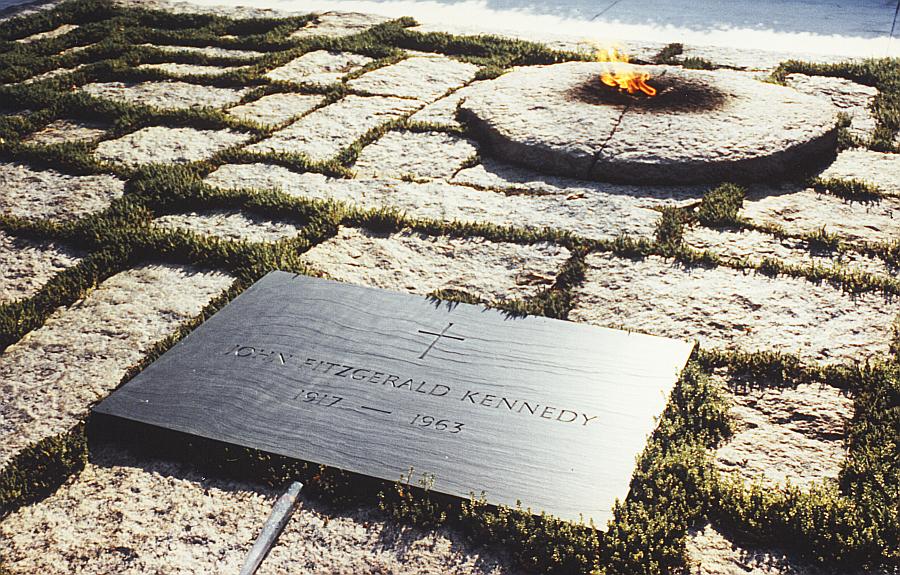 Kennedy Gravesite.jpg