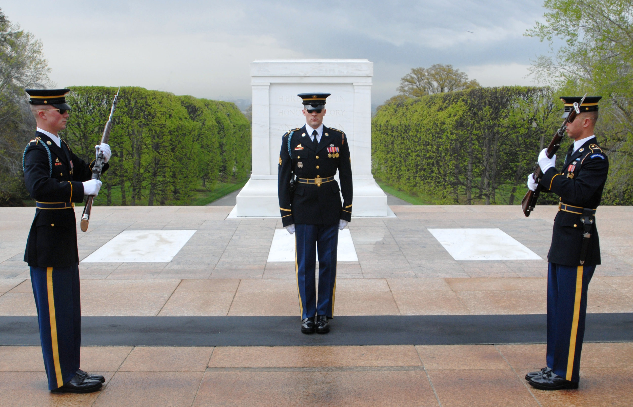 Tomb of the Unknown Soldier.jpg