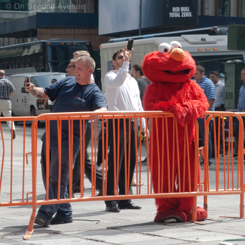 Elmo-Disney-Characters-Times-Square.jpg