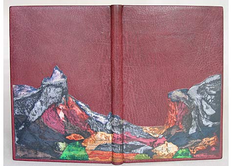 Binder: Coleen Curry, Alice Van Schaack, A Familiar Letter from a Daughter to her Mother. Havilah Press, Emeryville, CA, 2002. Full leather binding, laced in boards in the French style; sunken suede doublures and paper fly leaves, silk endbands. Leather panel on the cover is executed in "Lacunose" style with blind tooling. 