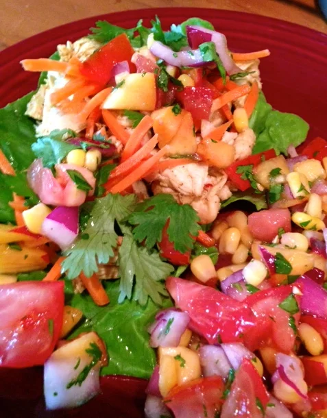 Southwest lettuce wraps w tangy peach salsa