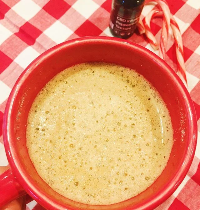 CBD MINT MOCHA
.
.
.
Attention mint mocha lovers: T&rsquo;s the season for that creamy minty deliciousness. But that doesn&rsquo;t mean it has to be loaded with sugar, or pumps of God awful non-caloric sweeteners. (sorry starbucks) In fact, it can ac
