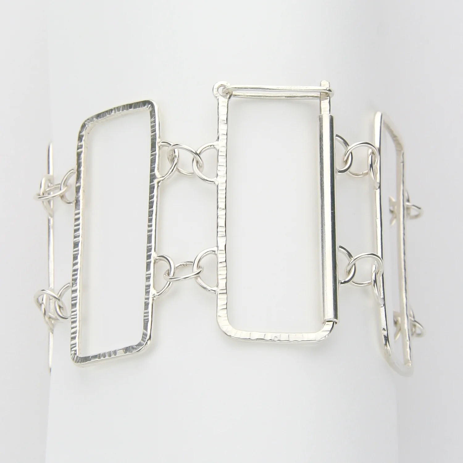 RectBracelet-081-Edit_clasp.jpg