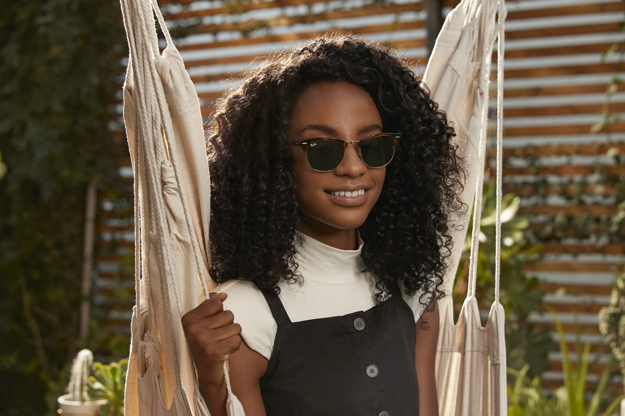 RB_WOMEN_SUN-HAMMOCK_1237_ret_V1_Final.jpg