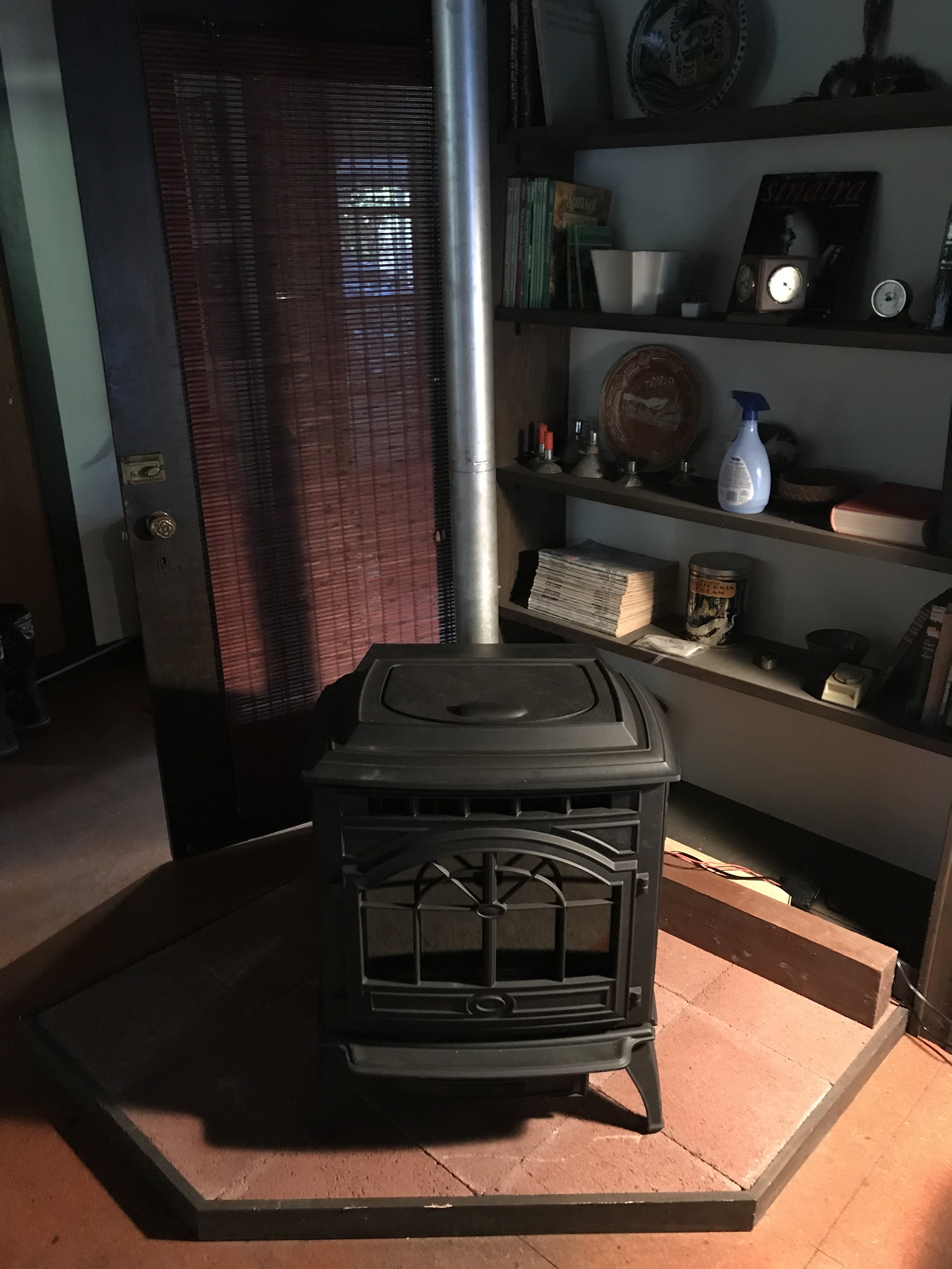 pellet stove.jpg