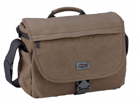 The Tamrac Apache 6 is a versatile bag for on-the-go photographers