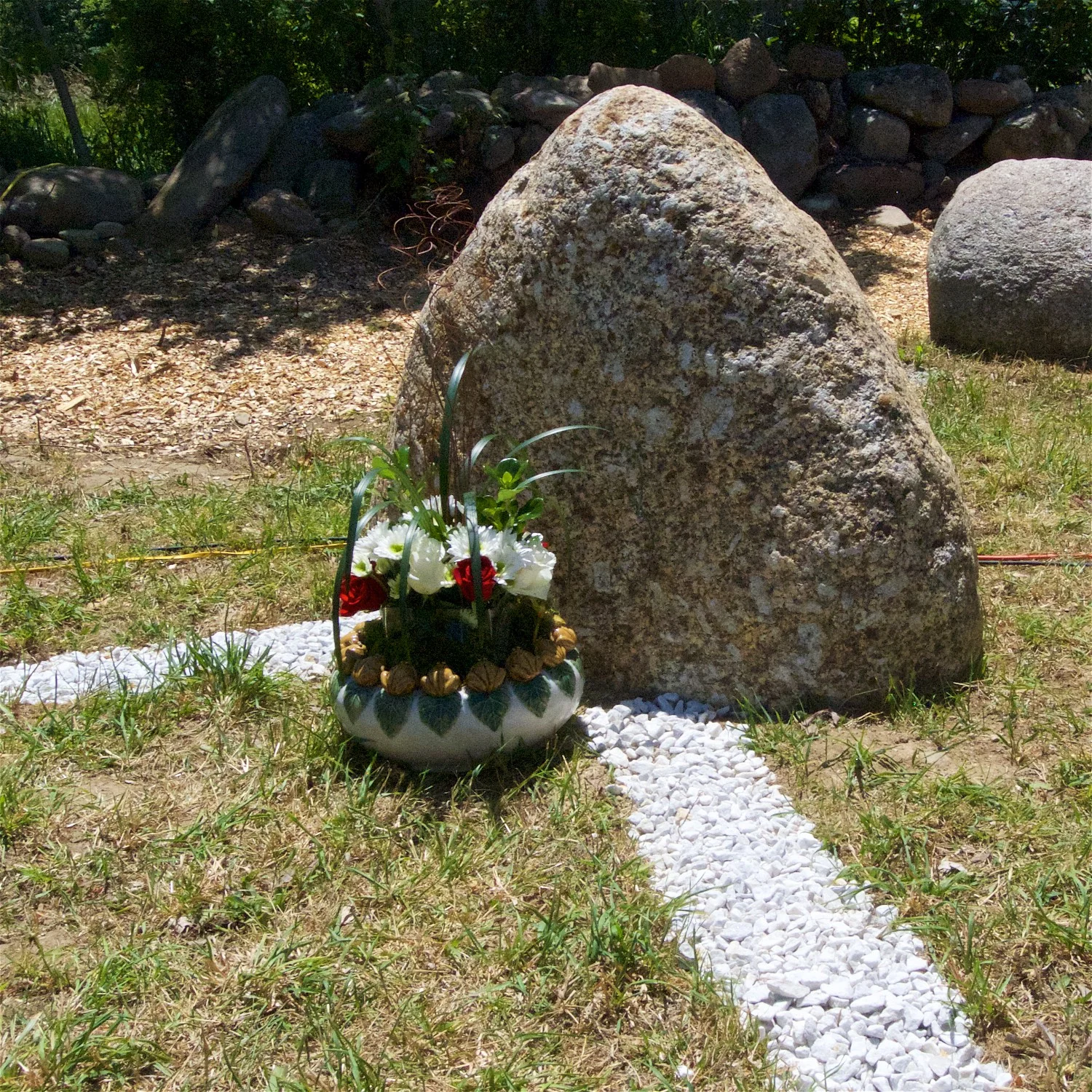 One of the stones marking the boundary of the Jetavana ordination precinct