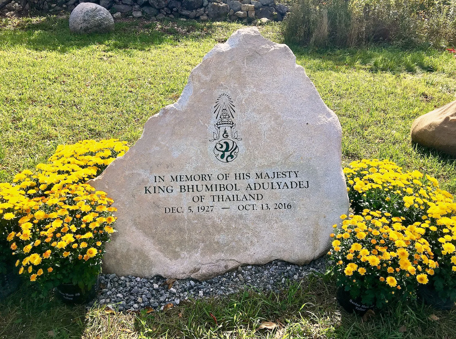 King Memorial Stone.jpg