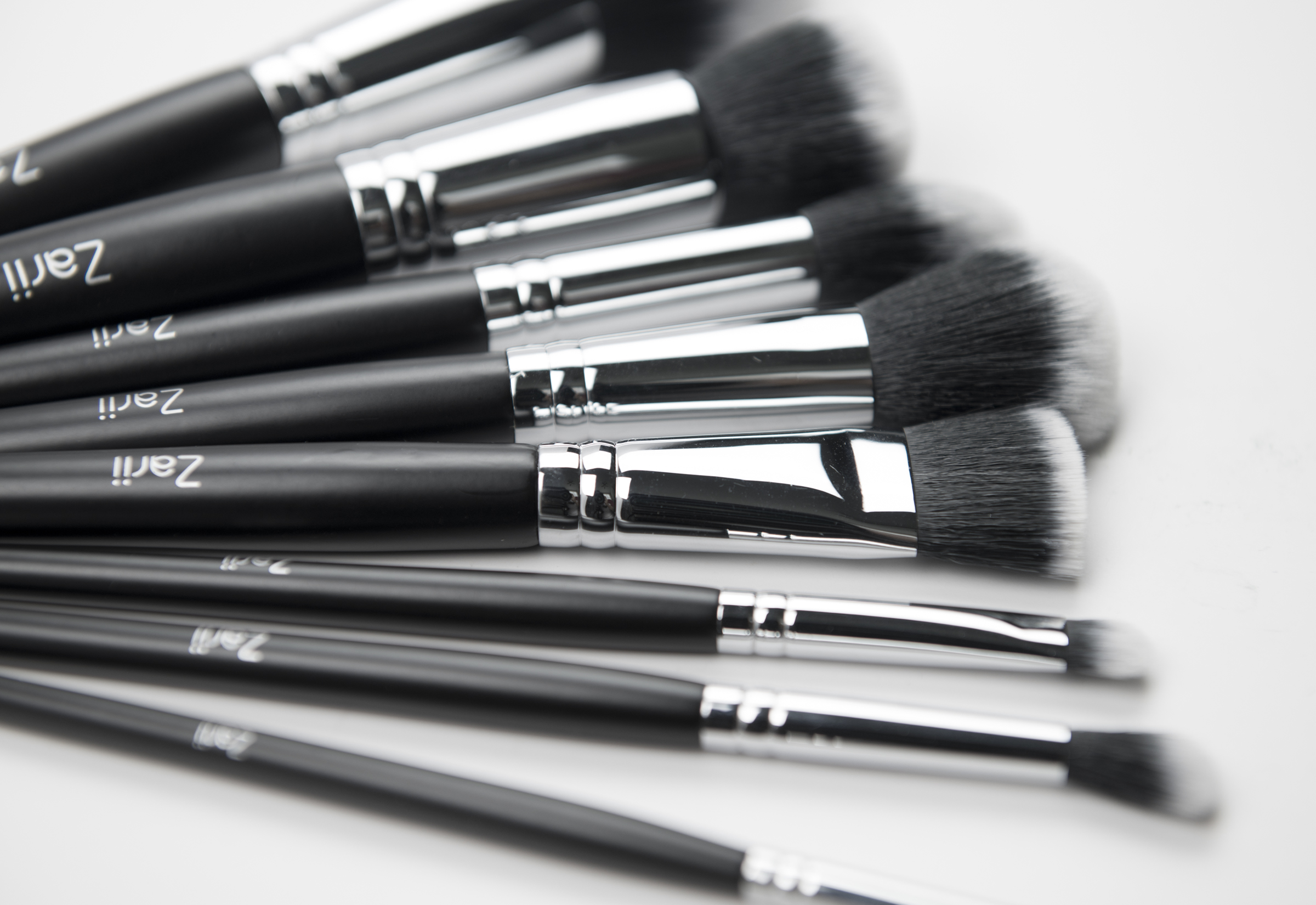 BRUSH CLOSEUP 5.jpg