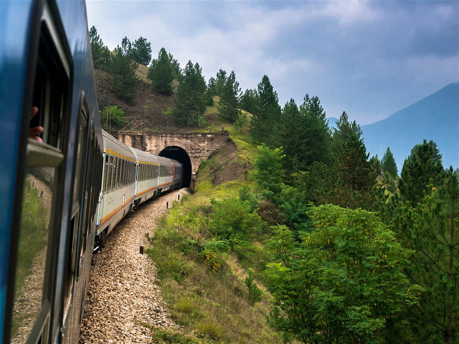 Belgrade–Bar train entering one of the numerous tunnels that dot the route © Pe3k / Shutterstock