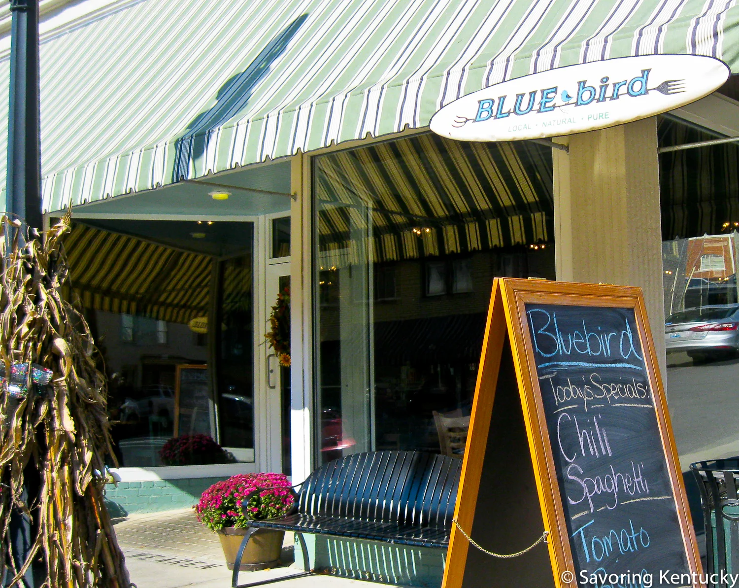Bluebird Café, Stanford, Kentucky