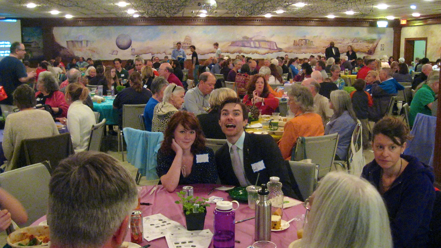 Good Foods Coop owners gather for the 2013 annual dinner and meeting