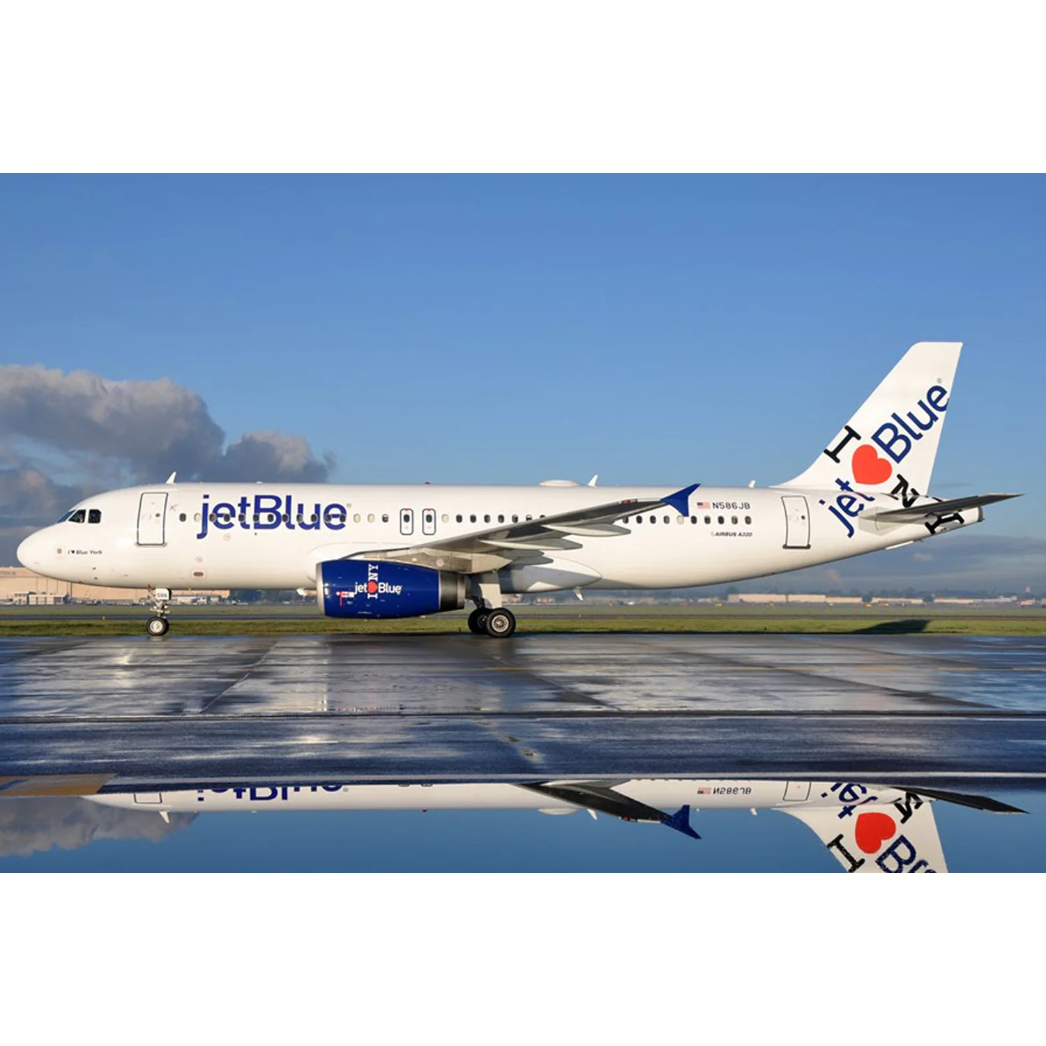 jetlbueplane.jpg