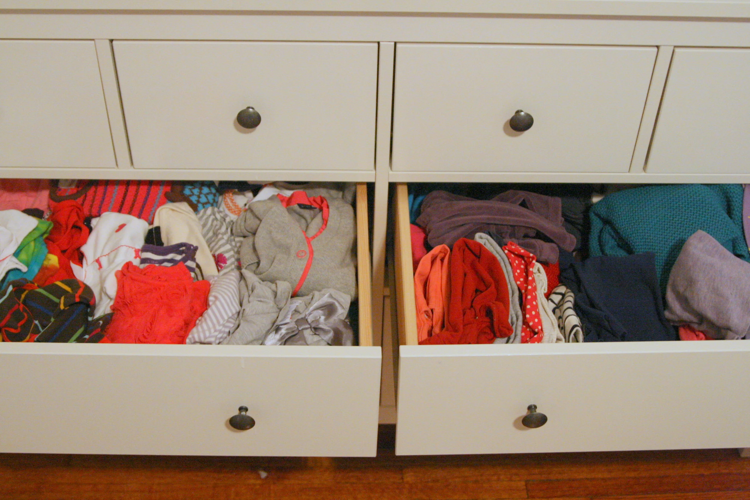 Dresser.jpg