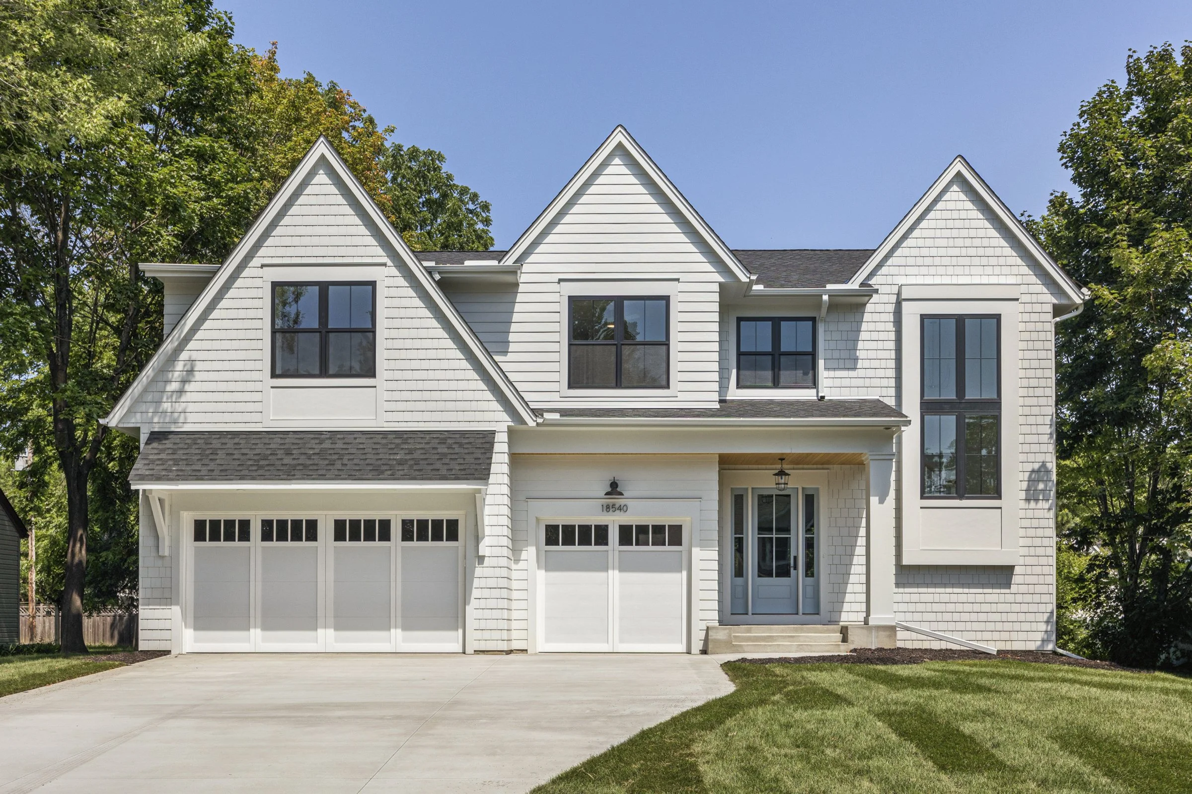 Zehnder Homes_Azure Rd_002.jpg