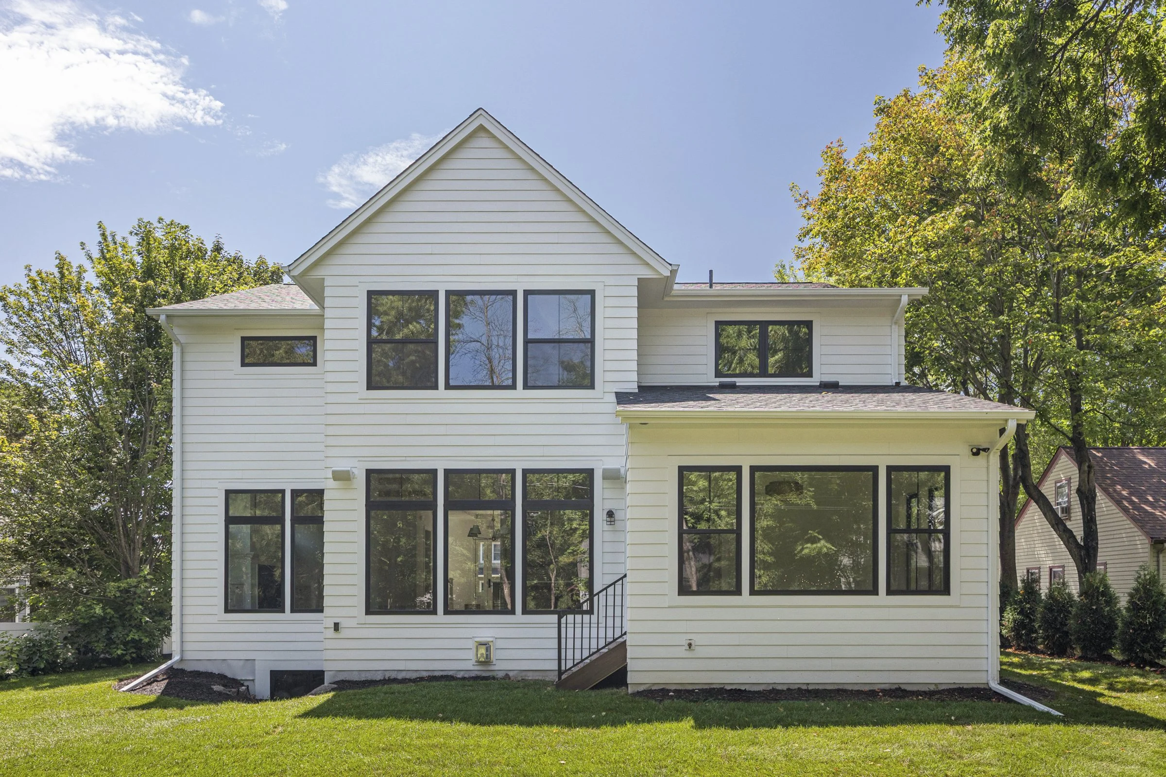 Zehnder Homes_Azure Rd_061.jpg