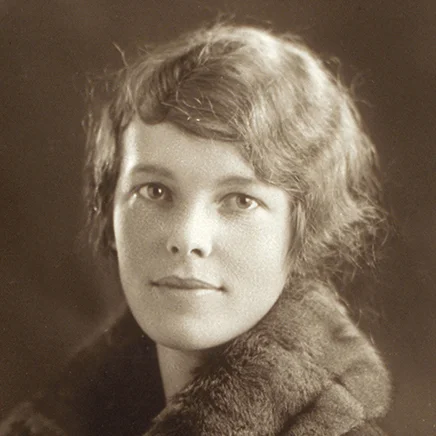 Amelia Earhart thumb.jpg