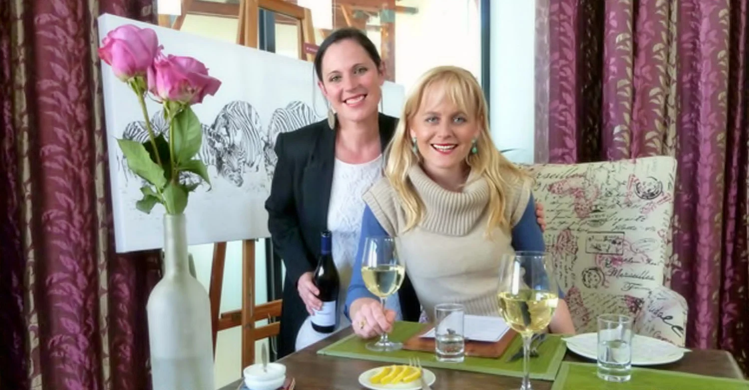 Jackie Cameron with Tanya Nicholson at Nicholson's Country Cafe / Frank Chemaly (p)