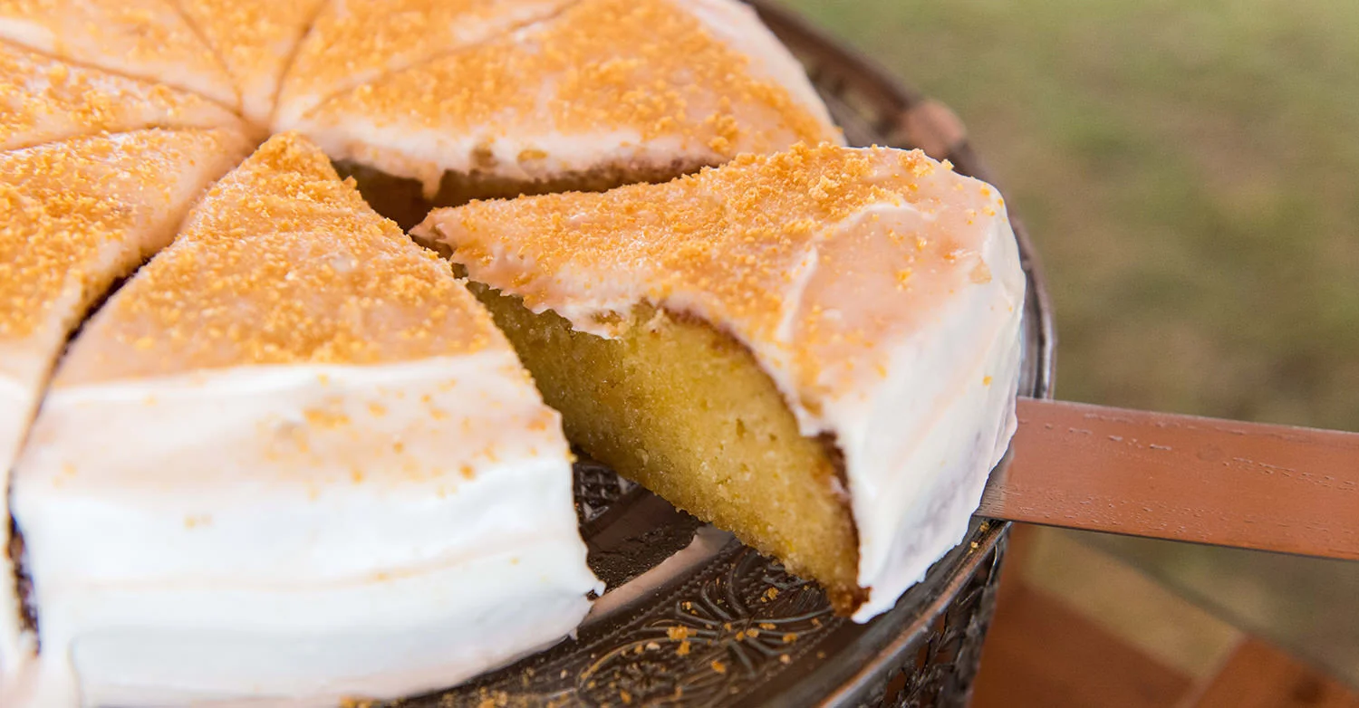 Naartjie Citrus Cake with Vanilla Icing