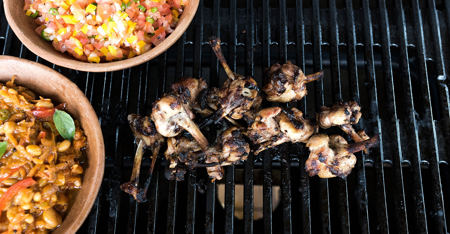 chicken-wings-chakalaka-and-salsa.jpg
