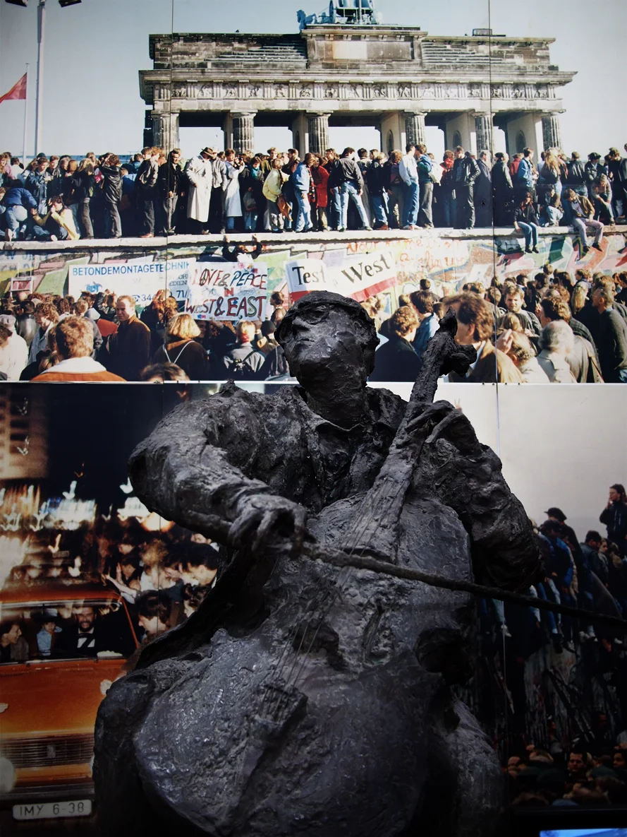 Cellist Rostropovich performed for hours at the base of the wall in 1989 when it began to fall.
