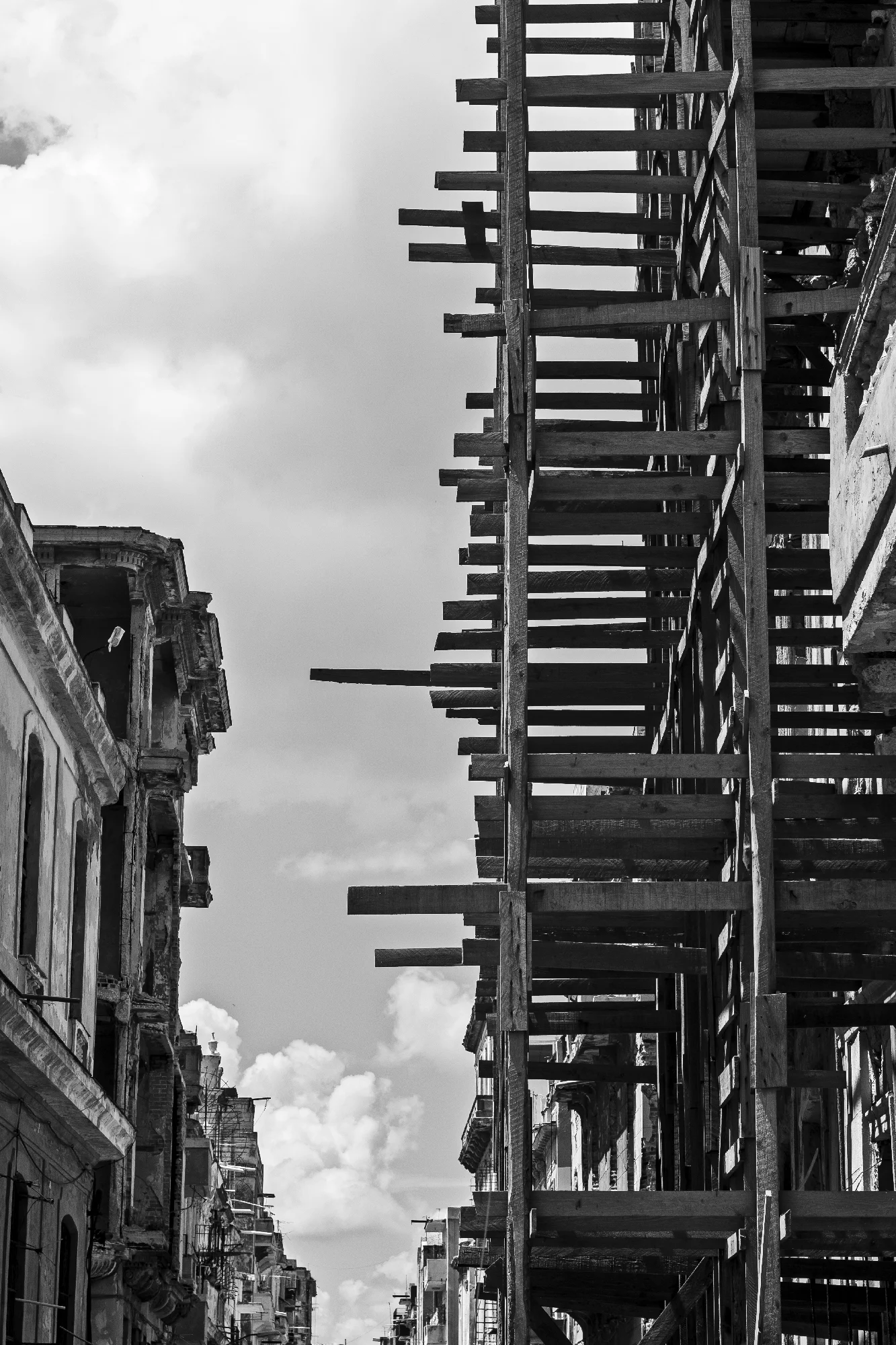 Signs of reconstruction were everywhere but there was little evidence of progress.