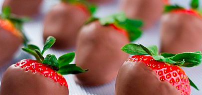 chocolate-covered-strawberries-2.jpg