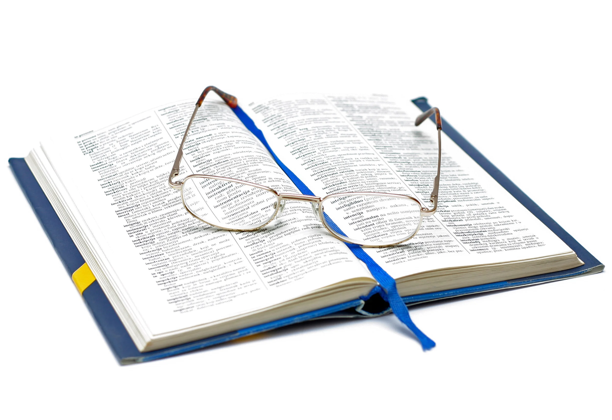 Book_and_Glasses.jpg