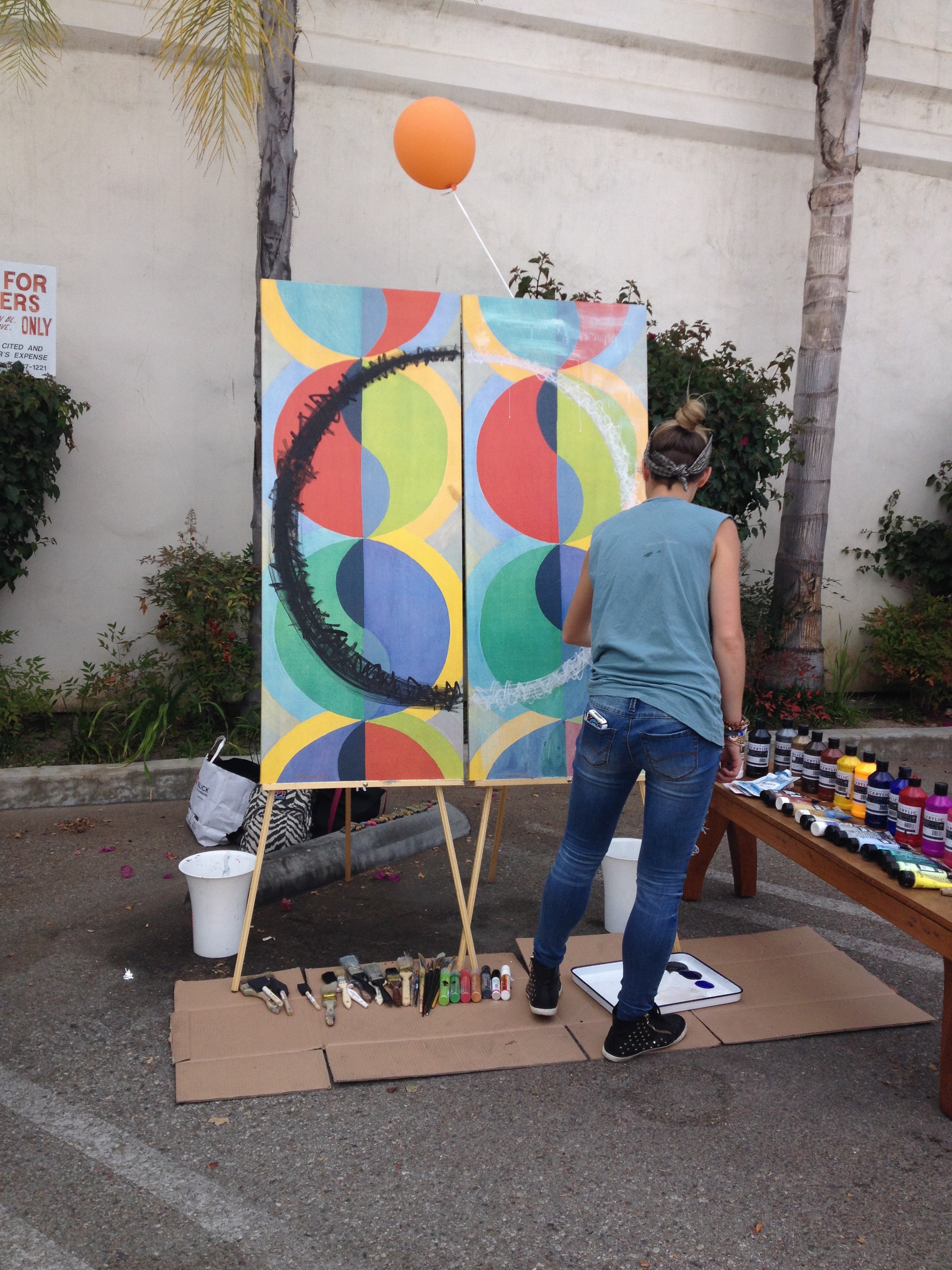 An artist creating something beautiful. Just like that! I wish I were that creative!