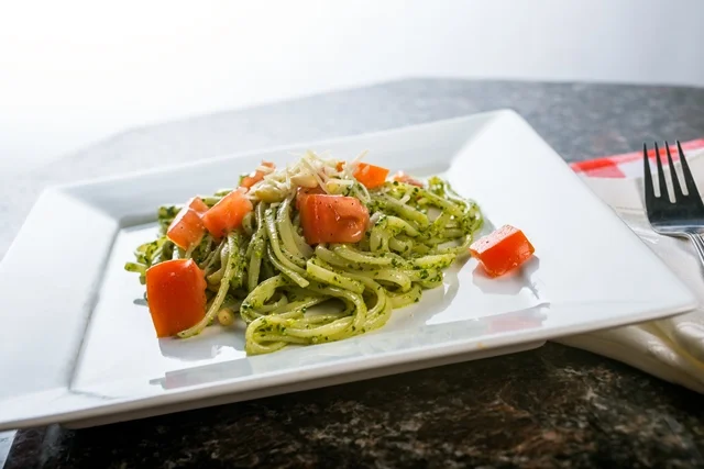 Pasta with fresh petso