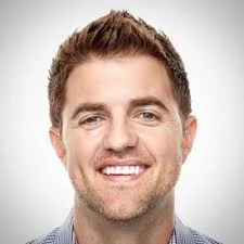 102: Building a $500k MRR productized service with Russ Perry