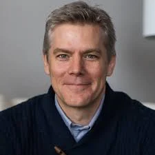 107: Why you should talk prospects out of working with you with Jonathan Stark