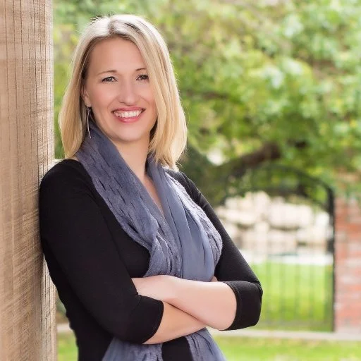 116: Becoming a Hands Off CEO with Mandi Ellefson