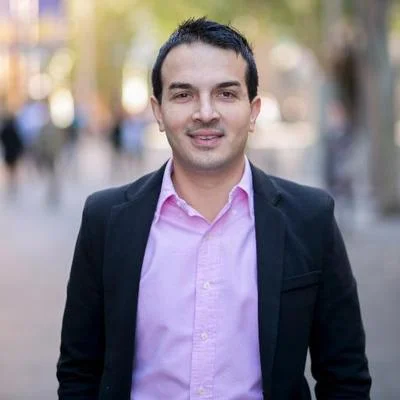 117: How to get more out of Linkedin with Alex Pirouz of Linkfluencer 