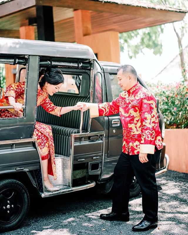 From CK and Xiao Yi's wedding at @sripanwa #thailand . I ❤ everthing about this wedding. From their traditional #chinesequa #tuktuk to one of the most amazing couple I have met!! It was such a privilege and I am so honoured to be a part of your #wedd