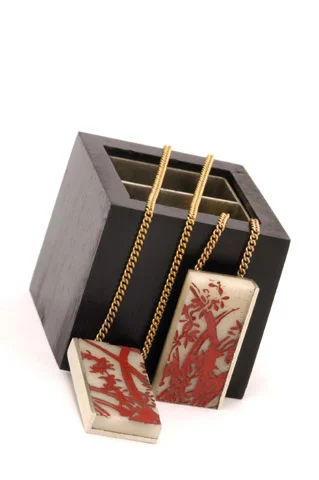 Integrated Box Earrings (open)