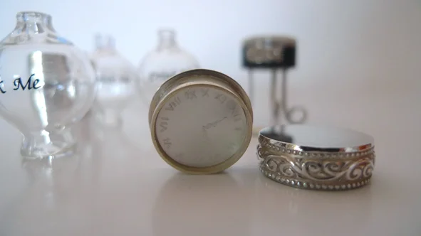 Alice's Kept Objects - Clock