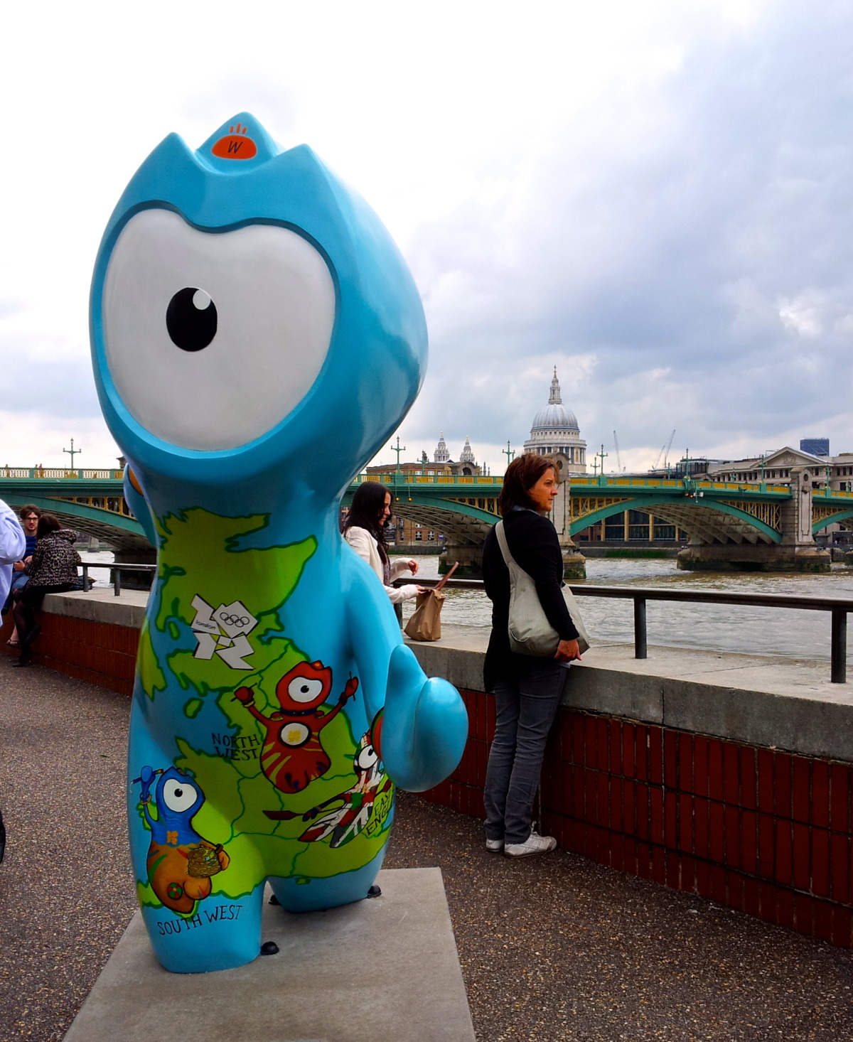 Rainbow Wenlock