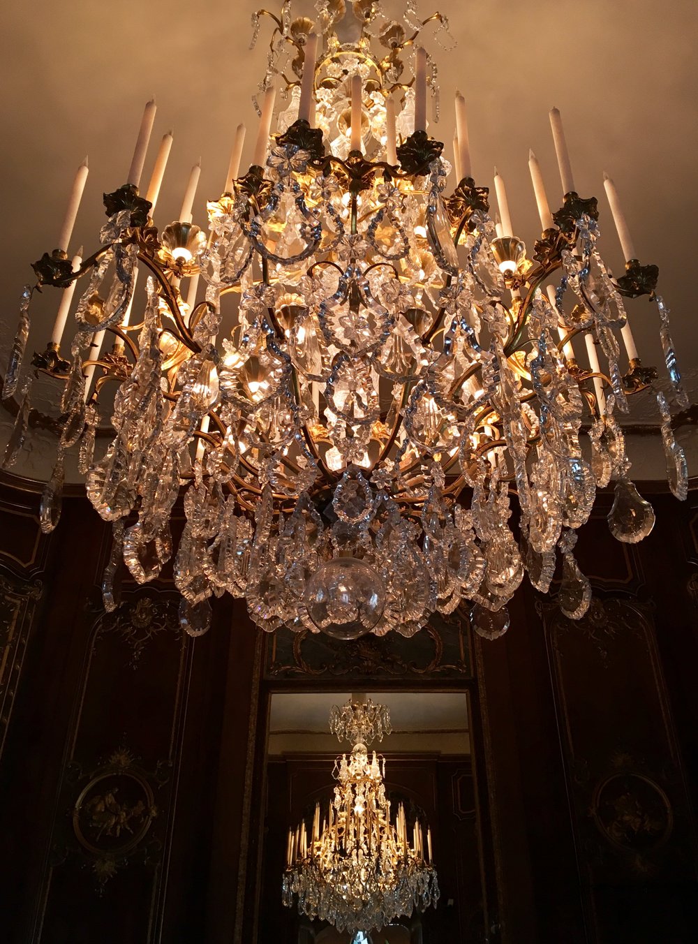 UK Waddesdon Manor chandelier details National Trust French Chateau Rothschild Buckinghamshire garden chateau Eileen Hsieh Follow That Bug .jpg