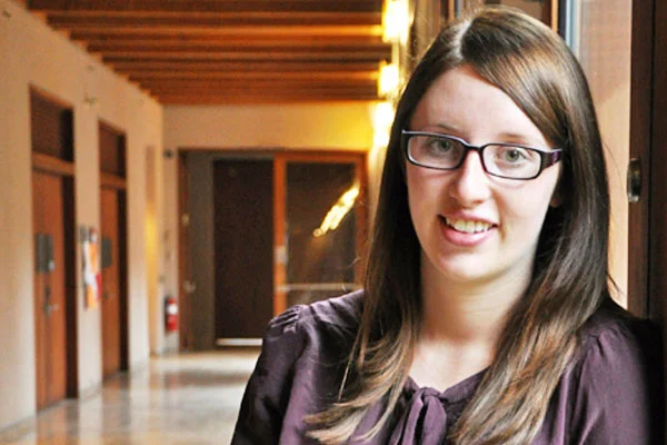 Joanne Cave: "Maybe Her Brain Was Falling Apart" - Young Women, Care and New Iterations of Work-Life Balance