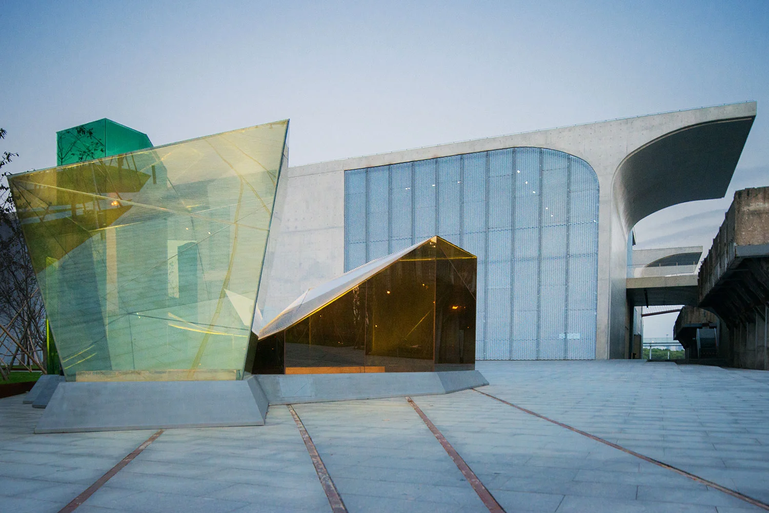Shanghai-Long-Museum-select-3.jpg