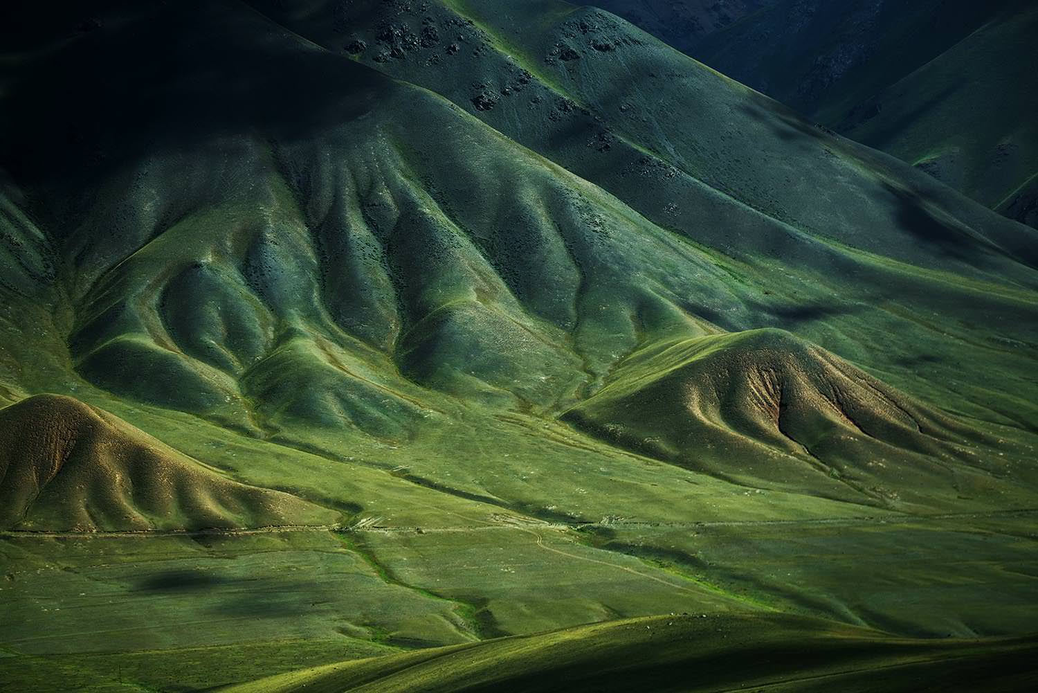 03-Asia-landscape-photographer-kyrgyzstan-son-kul.jpg