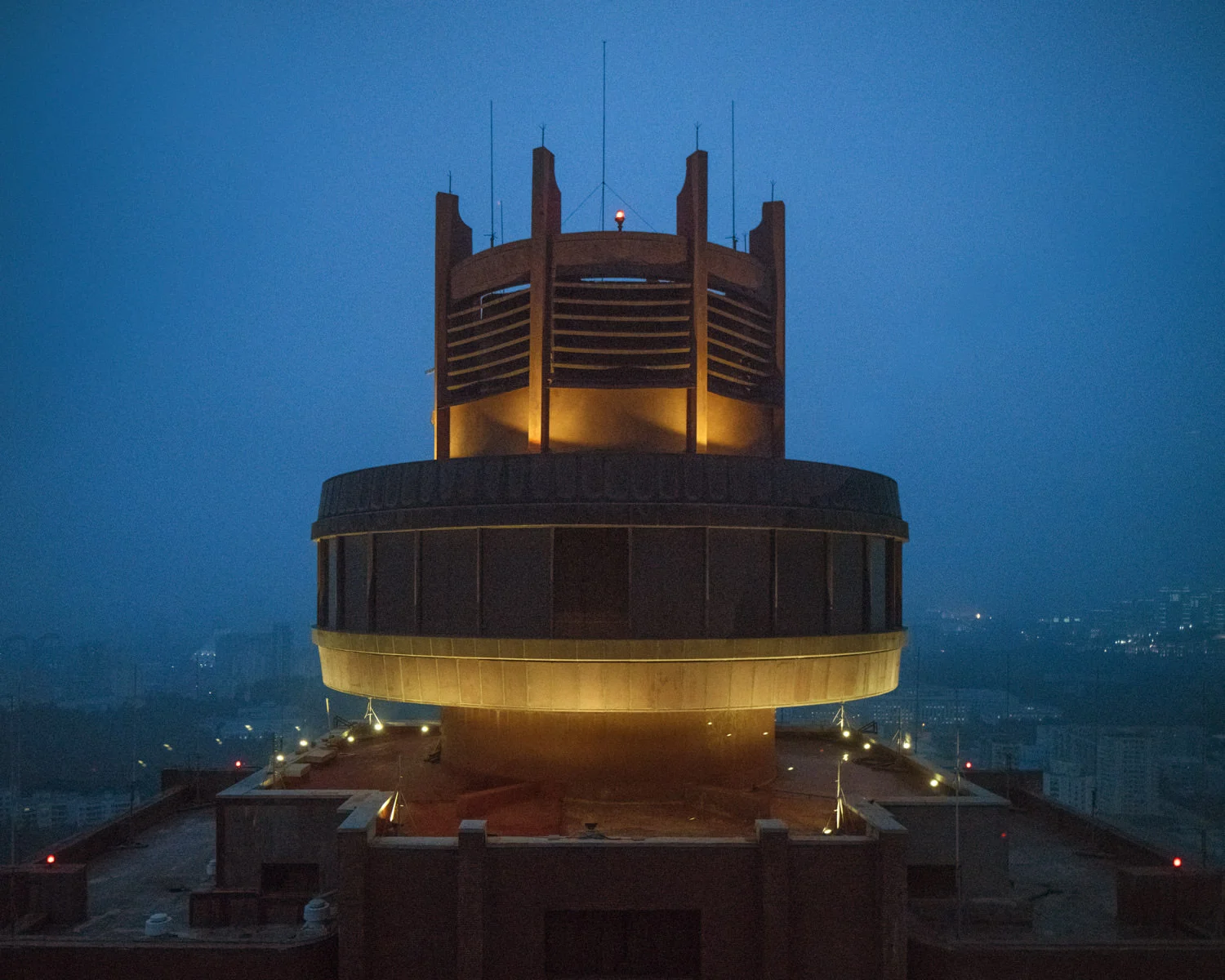 Pyongyang-vintage-socialist-architecture-12.jpg