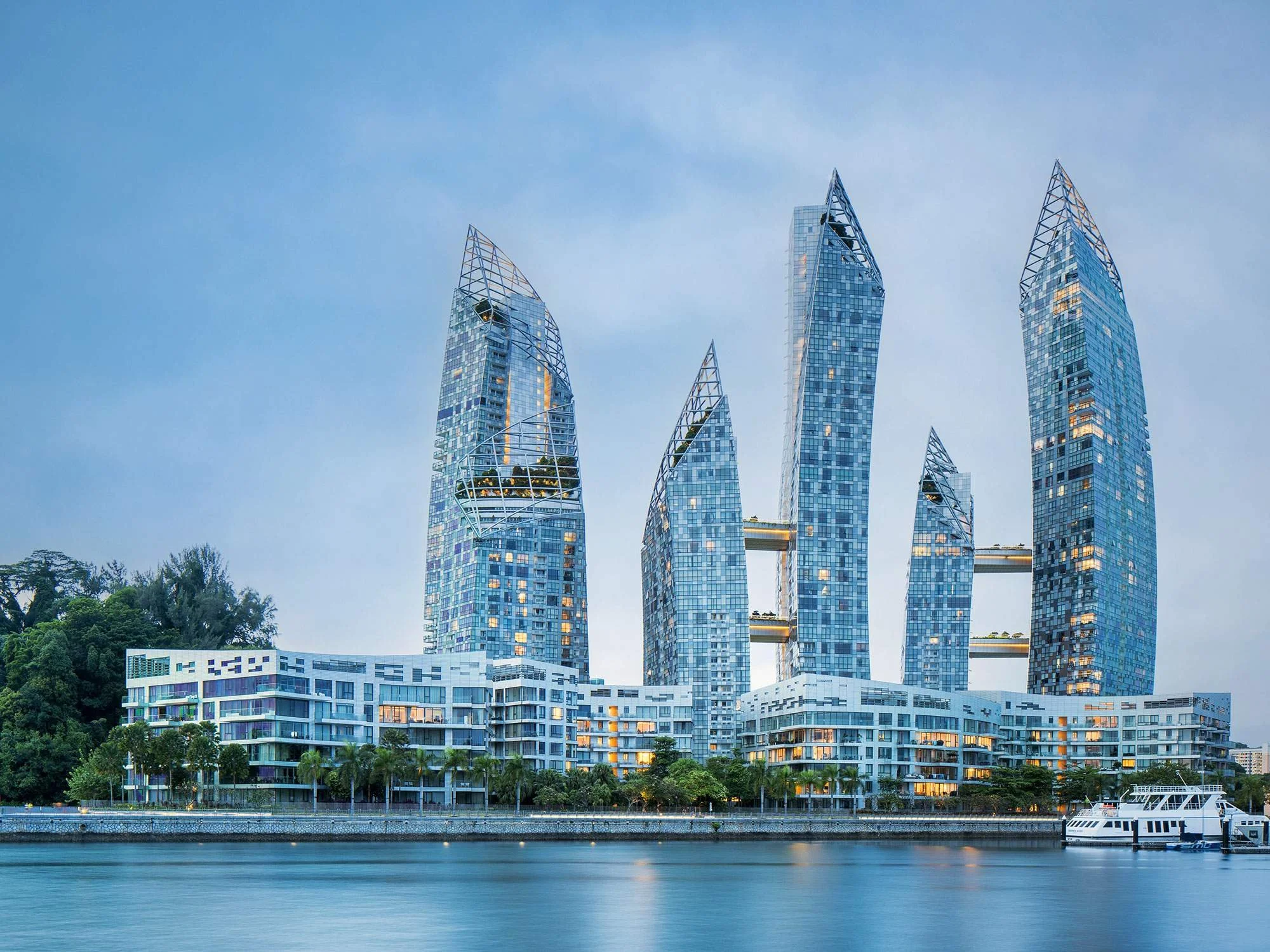 Architecture-photography-Singapore -Reflections-keppel-bay.jpg