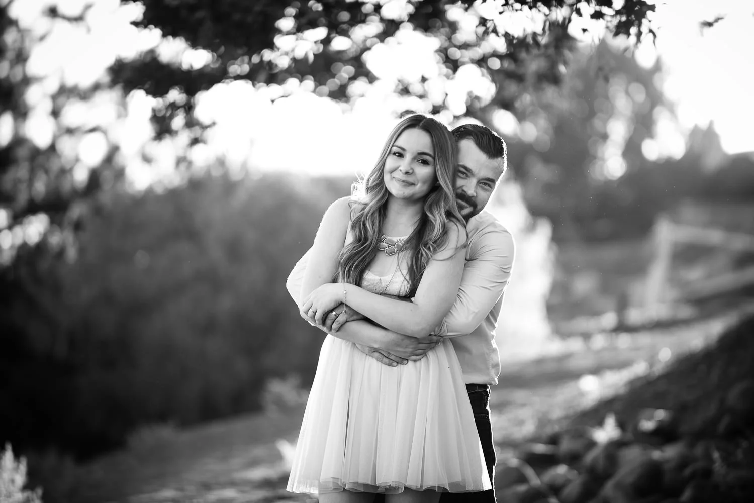 f27-Photography-Ventura-Grant-Park-Serra-Cross-Family-Photo-Session-mom-and-dad.jpg