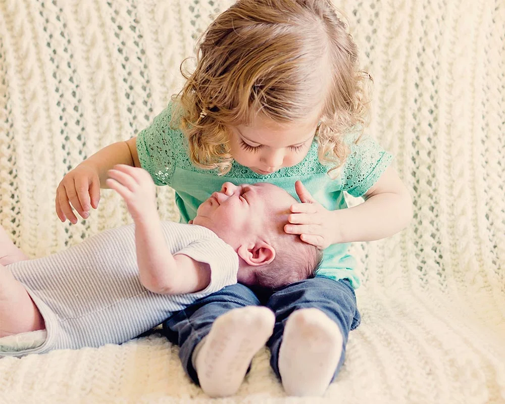 Renata Ramsini Newborn - Ezra and Lydia FB.jpg
