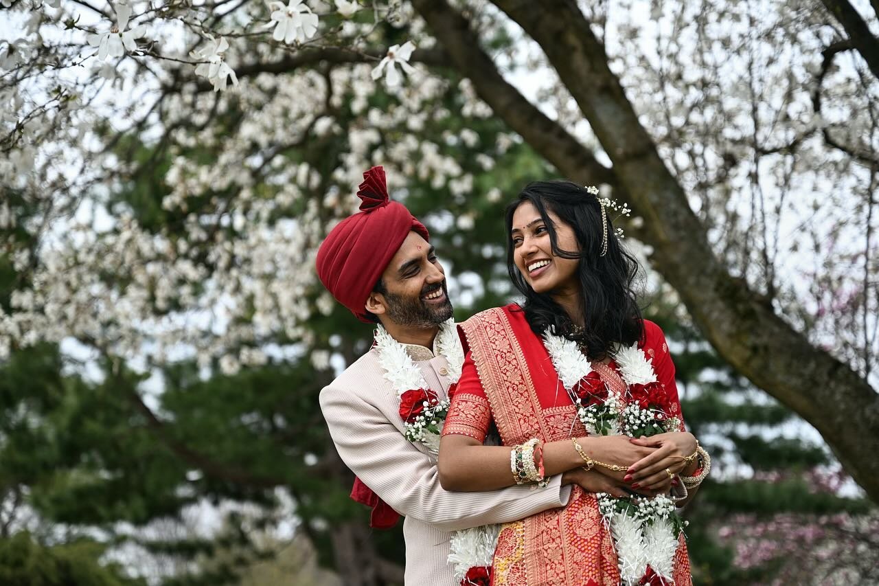 Some sneak peeks from Arti &amp; Jay&rsquo;s beautiful Indian wedding at the Tower Hill Botanical Gardens on Sunday. 😍

&hearts;️💛🌿🌼🌳